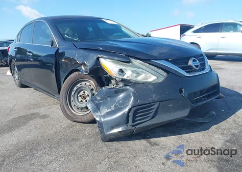 2016 Nissan Altima 2.5/2.5 S/2.5 Sl/2.5 Sr/2.5 Sv из США, поврежденный, VIN 1N4AL3AP2GC171596